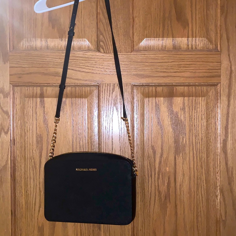MICHAEL KORS jet Set Saffiano Leather Crossbody